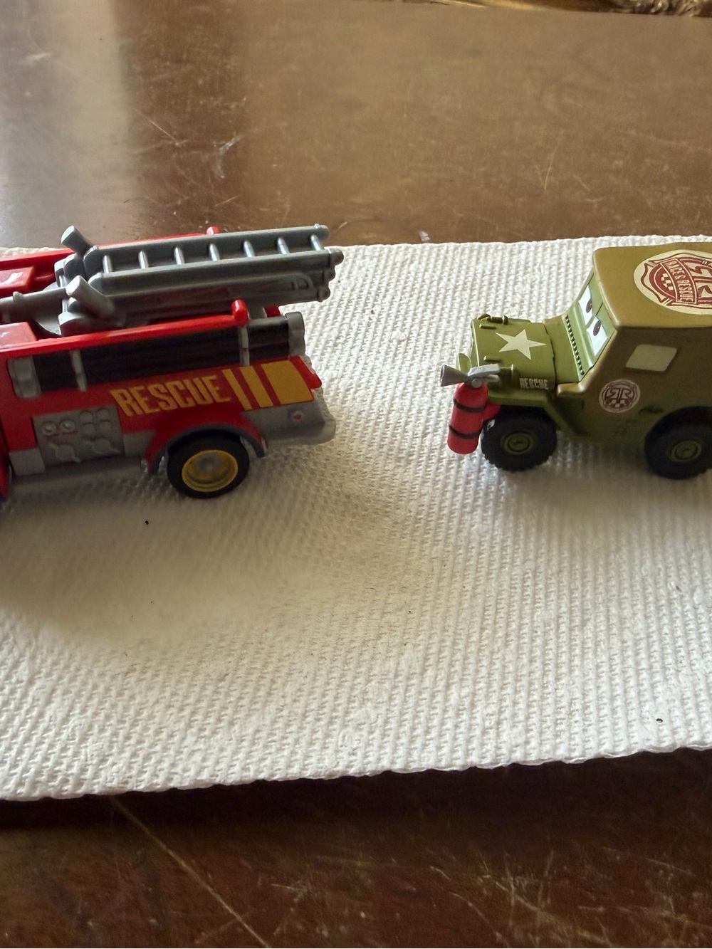 Disney Pixar Cars race & rescue toys red & sarge EUC toys Cars toys movie - Picture 3 of 6
